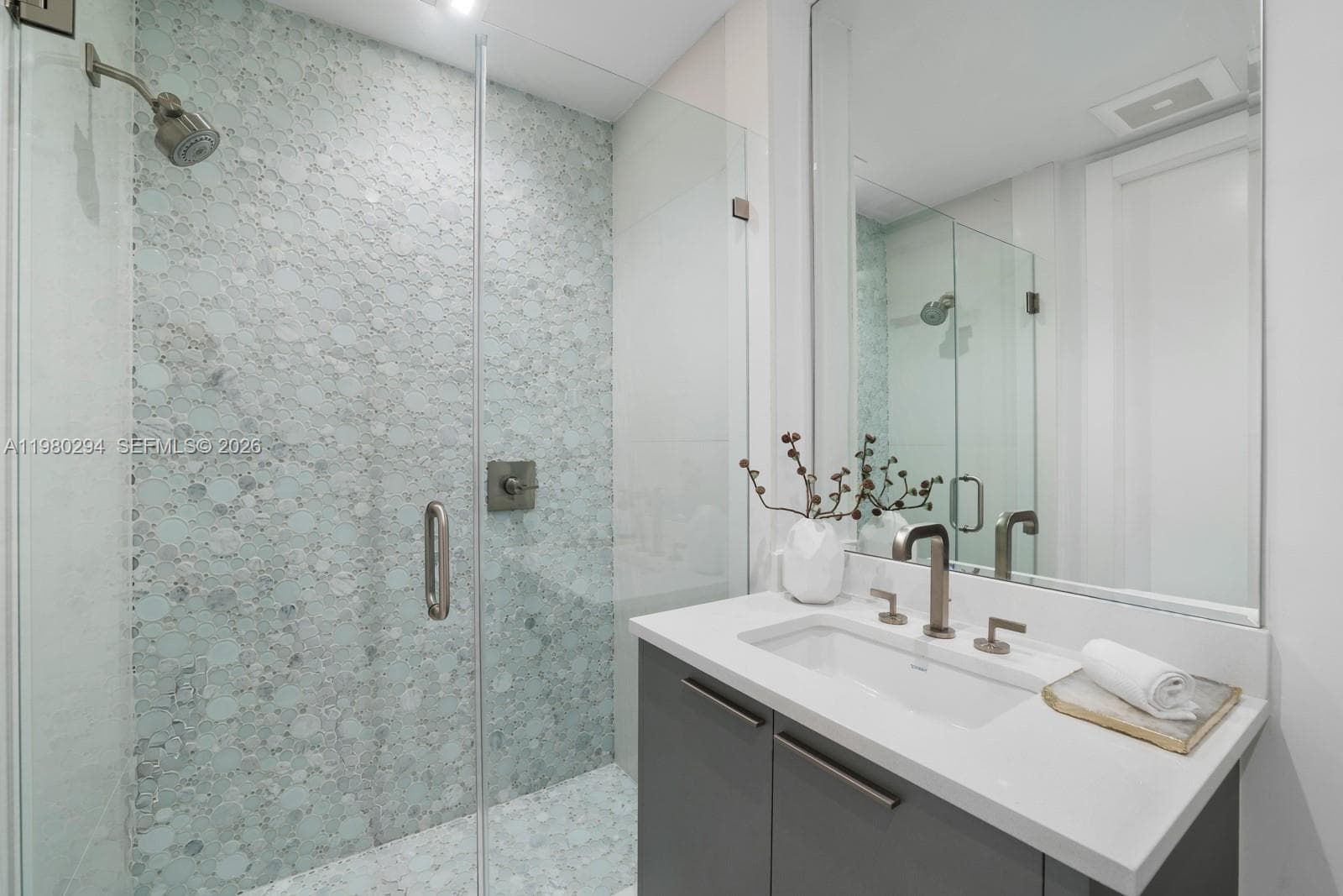 5959 Collins Ave 1606 photo 24