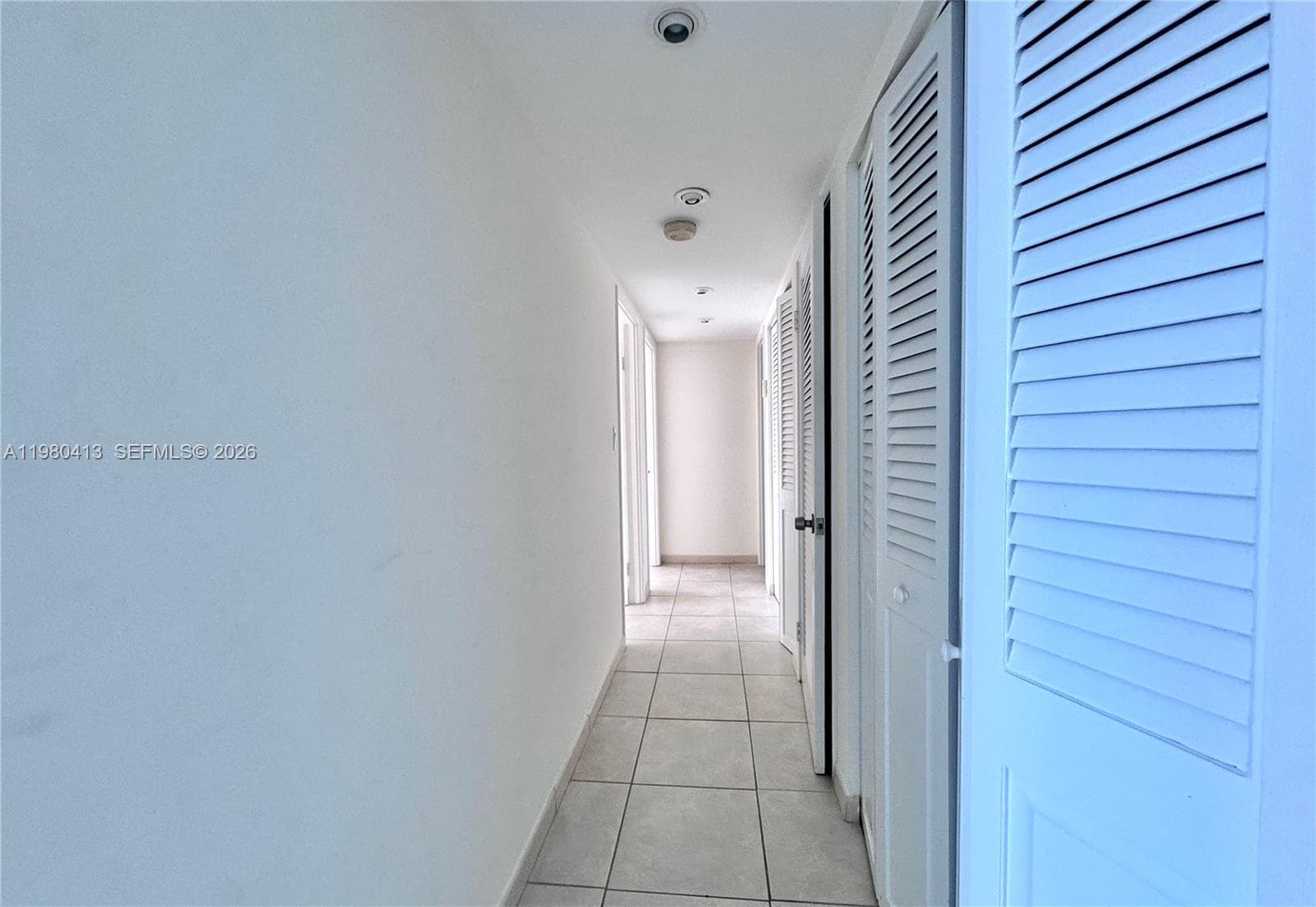 400 Kings Point Dr 624 photo 5