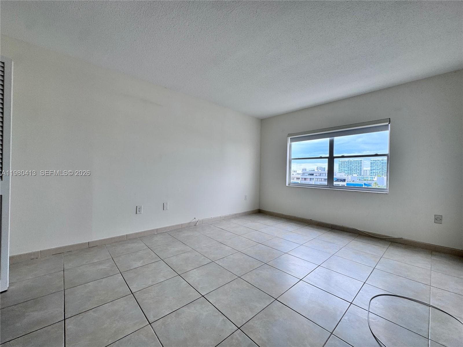 400 Kings Point Dr 624 photo 8