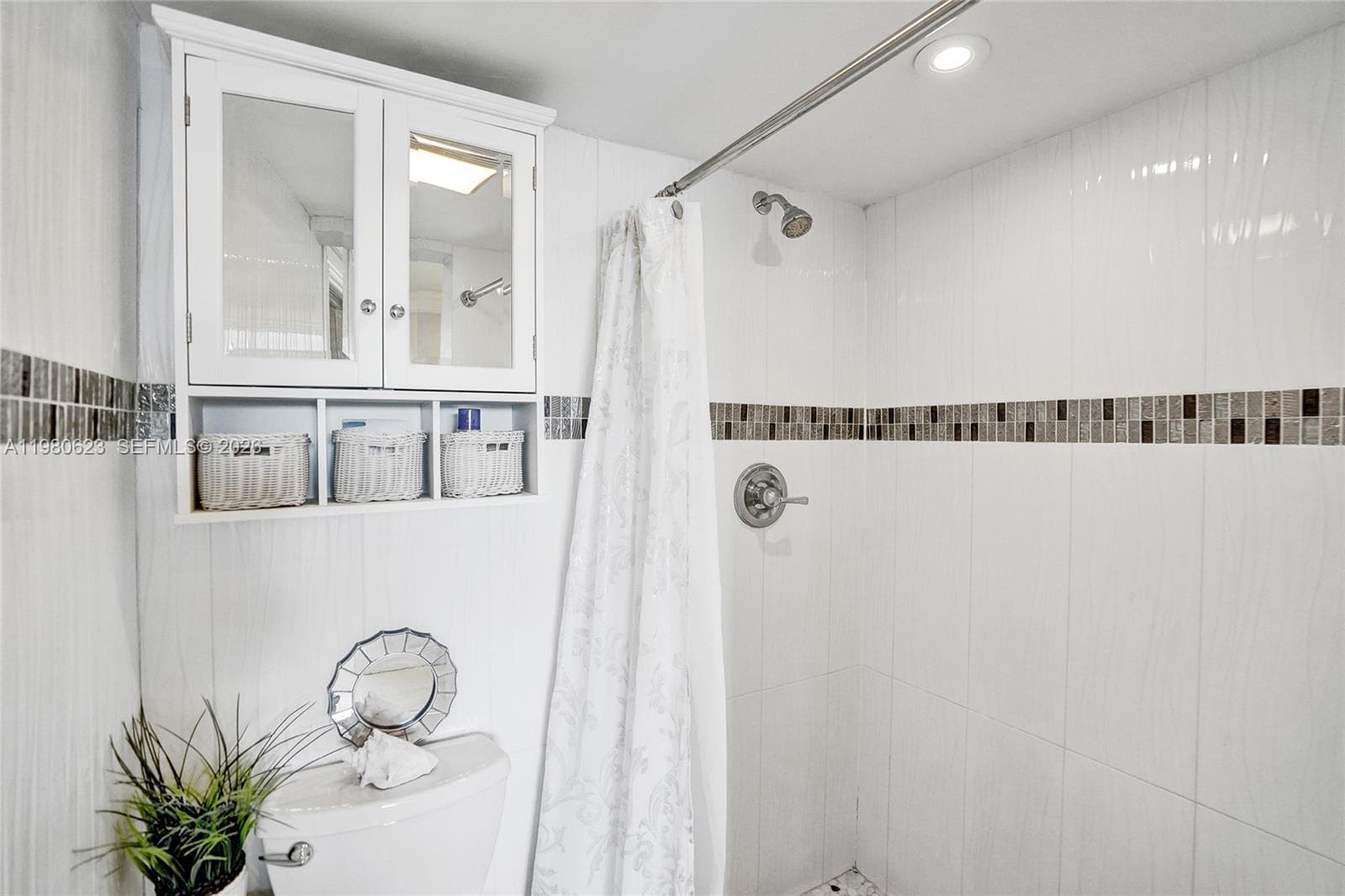 1889 S Ocean Dr 114 photo 23
