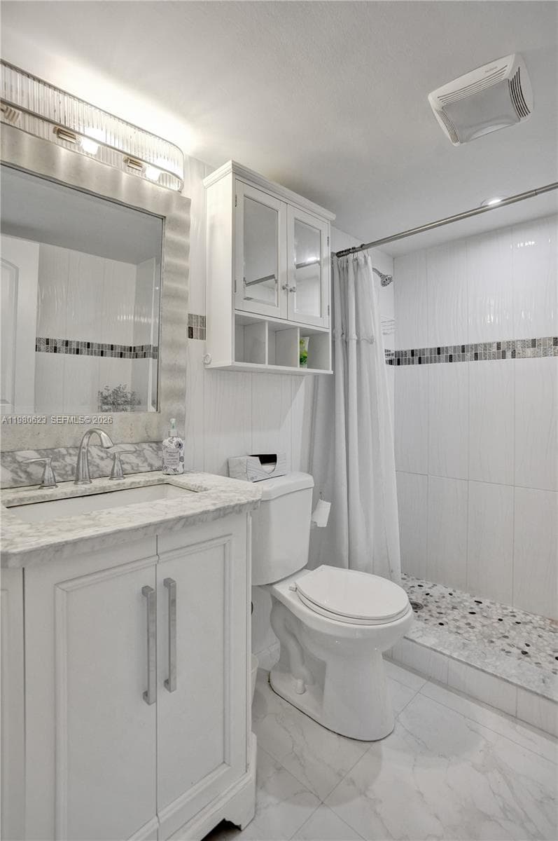 1889 S Ocean Dr 114 photo 12