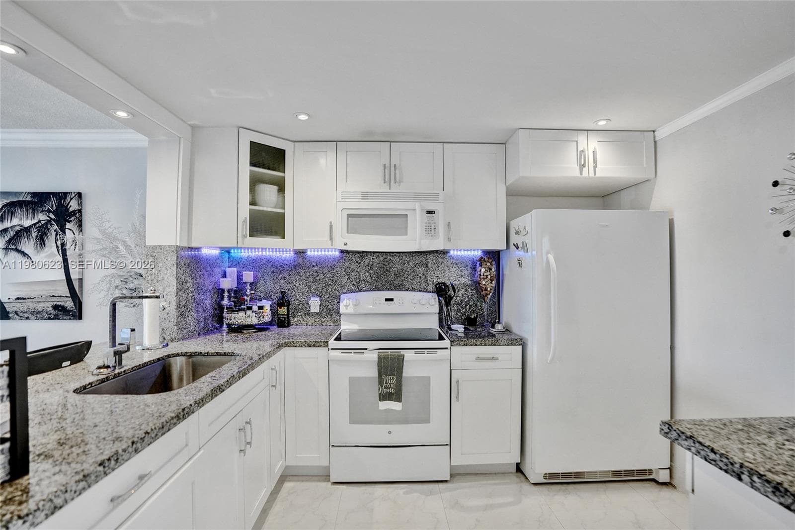 1889 S Ocean Dr 114 photo 25