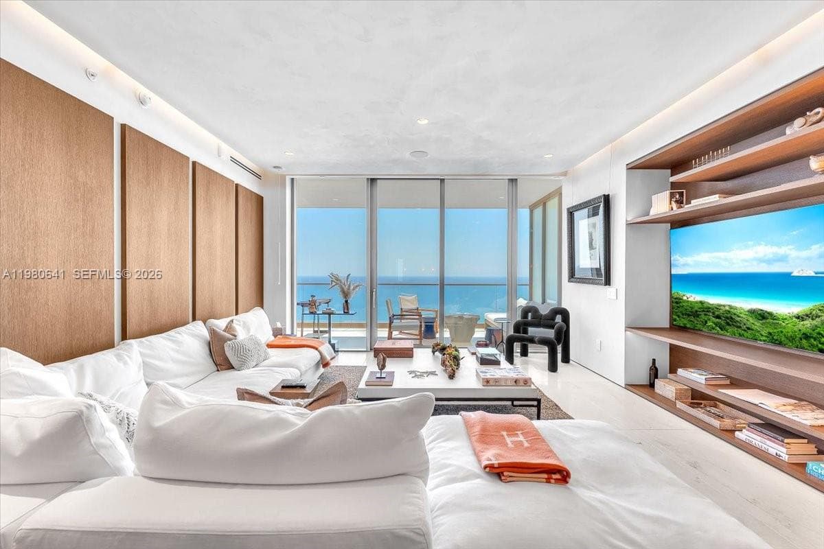 18975 Collins Ave 5302+Cabana 6 photo 22