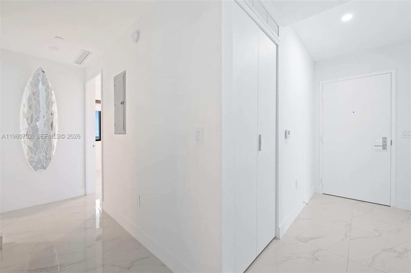 700 24th 505 photo 3