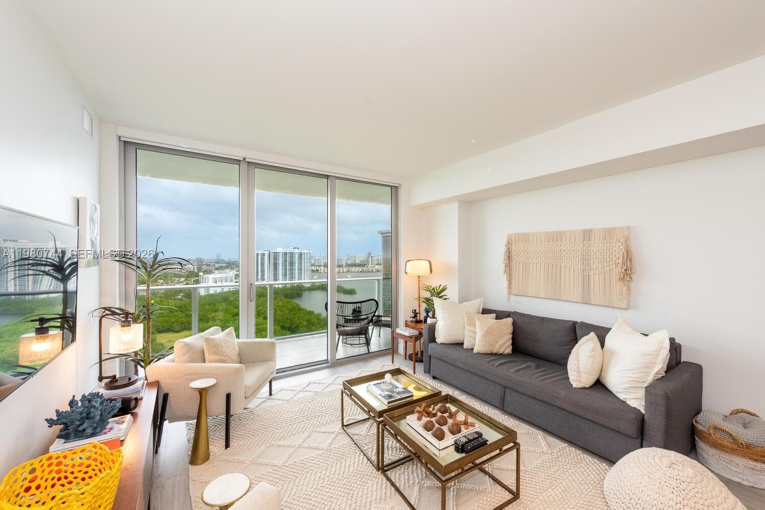 16385 Biscayne Blvd 2304 photo 6