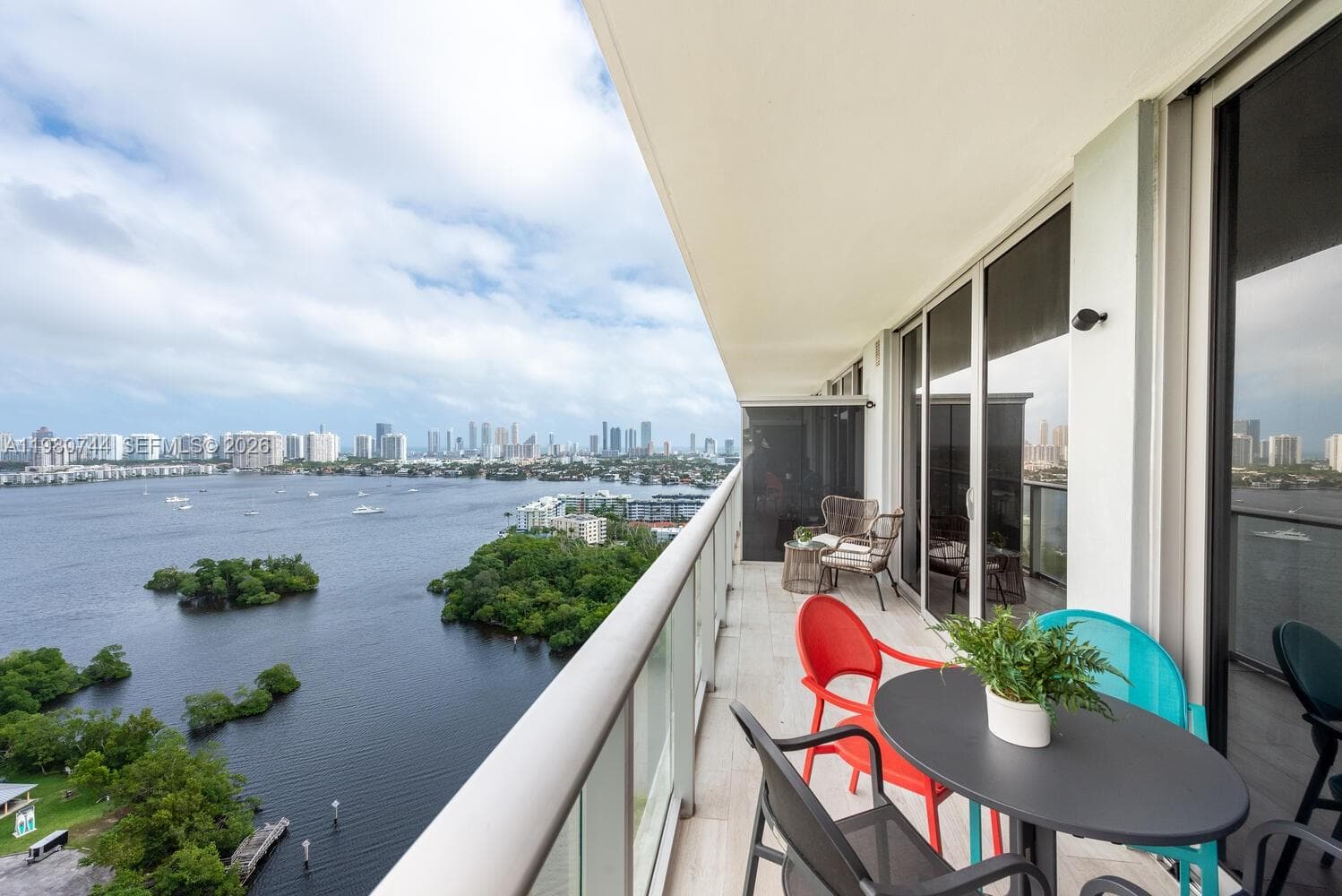16385 Biscayne Blvd 2304 photo 24