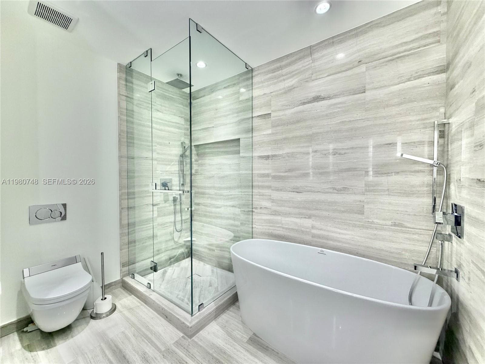 1451 Brickell Ave 4501 photo 18