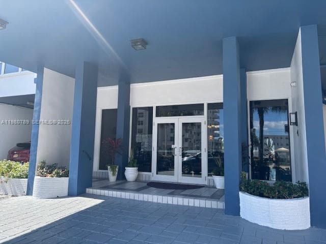 1400 S Ocean Dr 304 photo 17