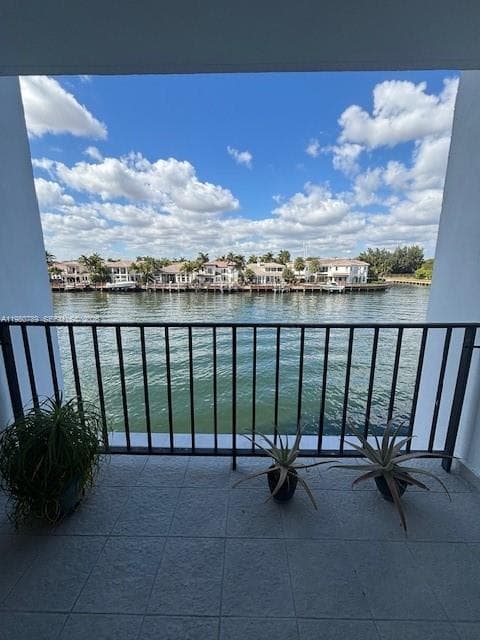 1400 S Ocean Dr 304 photo 1