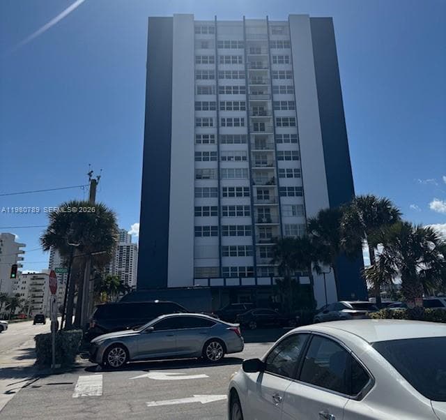 1400 S Ocean Dr 304 photo 18