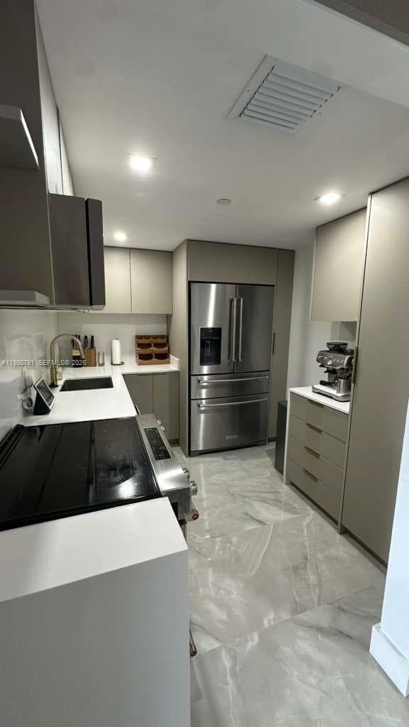 20505 E Country Club Dr 534 photo 7