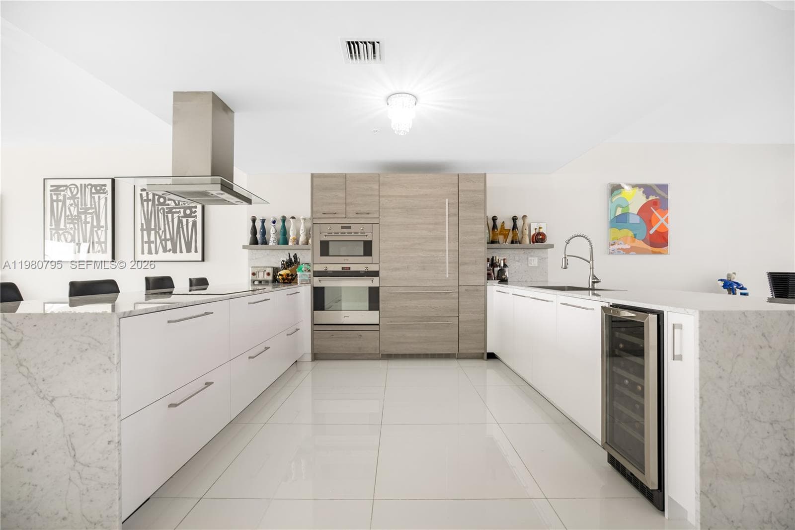 400 Sunny Isles Blvd 2019 photo 13