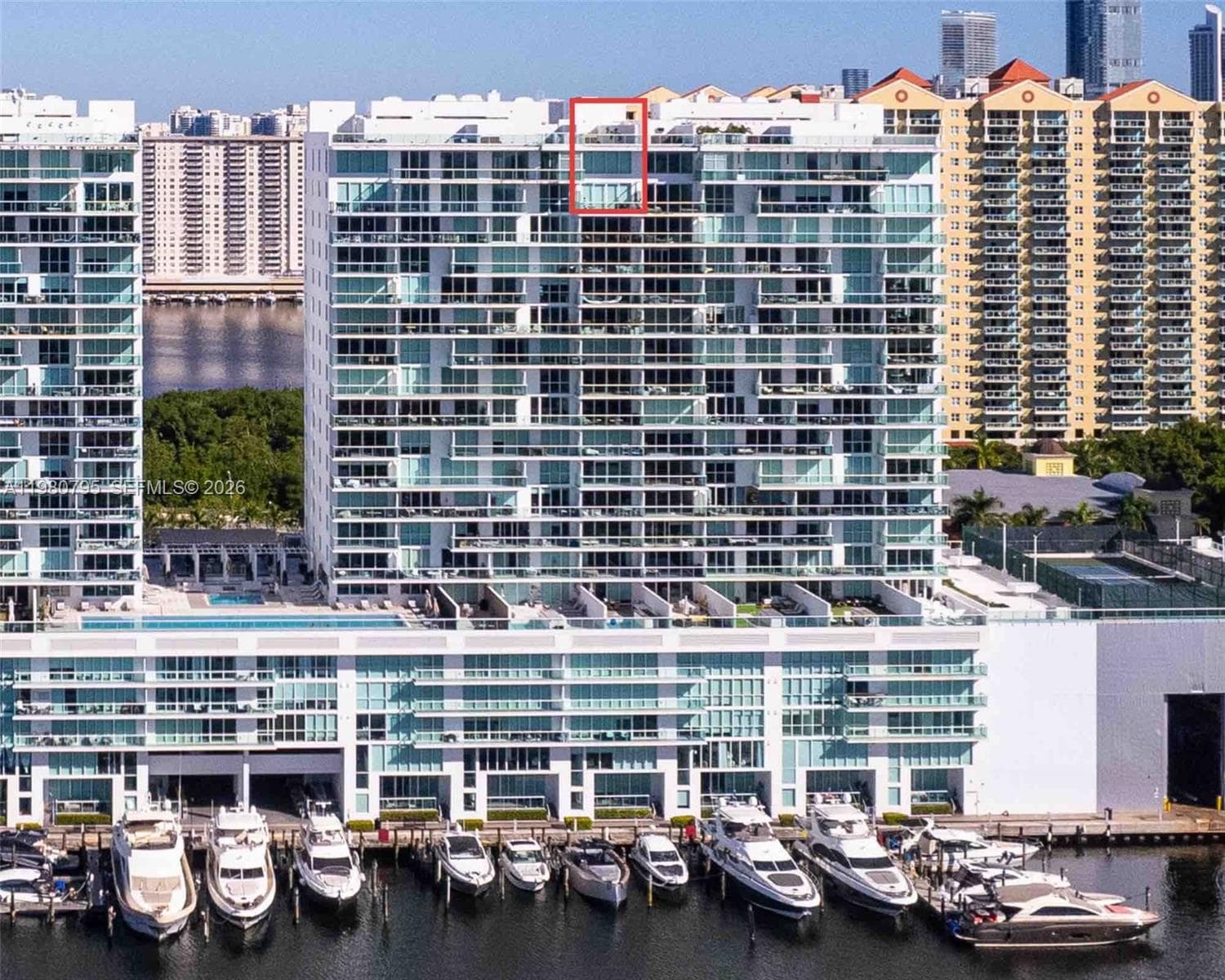 400 Sunny Isles Blvd 2019 photo 3