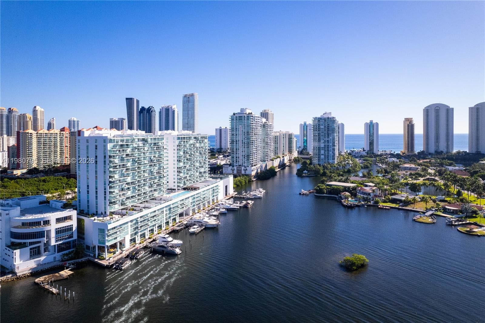 400 Sunny Isles Blvd 2019 photo 25