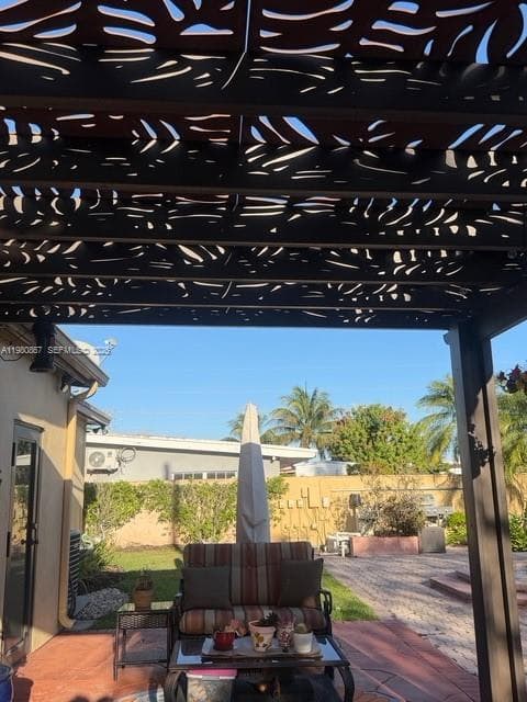 10720 43rd Ln photo 8