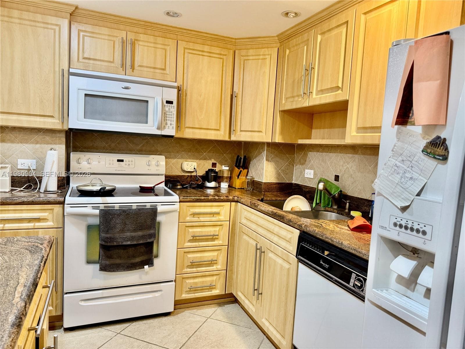 5005 Collins Ave 304 photo 8