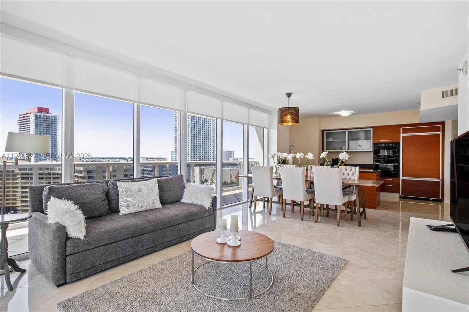 1830 S Ocean Dr 1406 photo 1