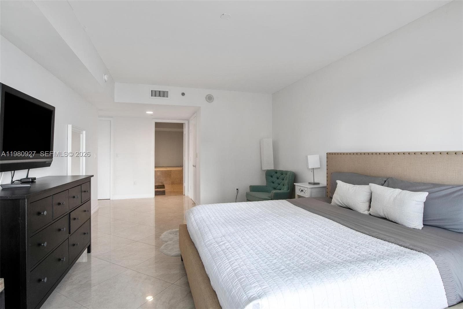 1830 S Ocean Dr 1406 photo 11