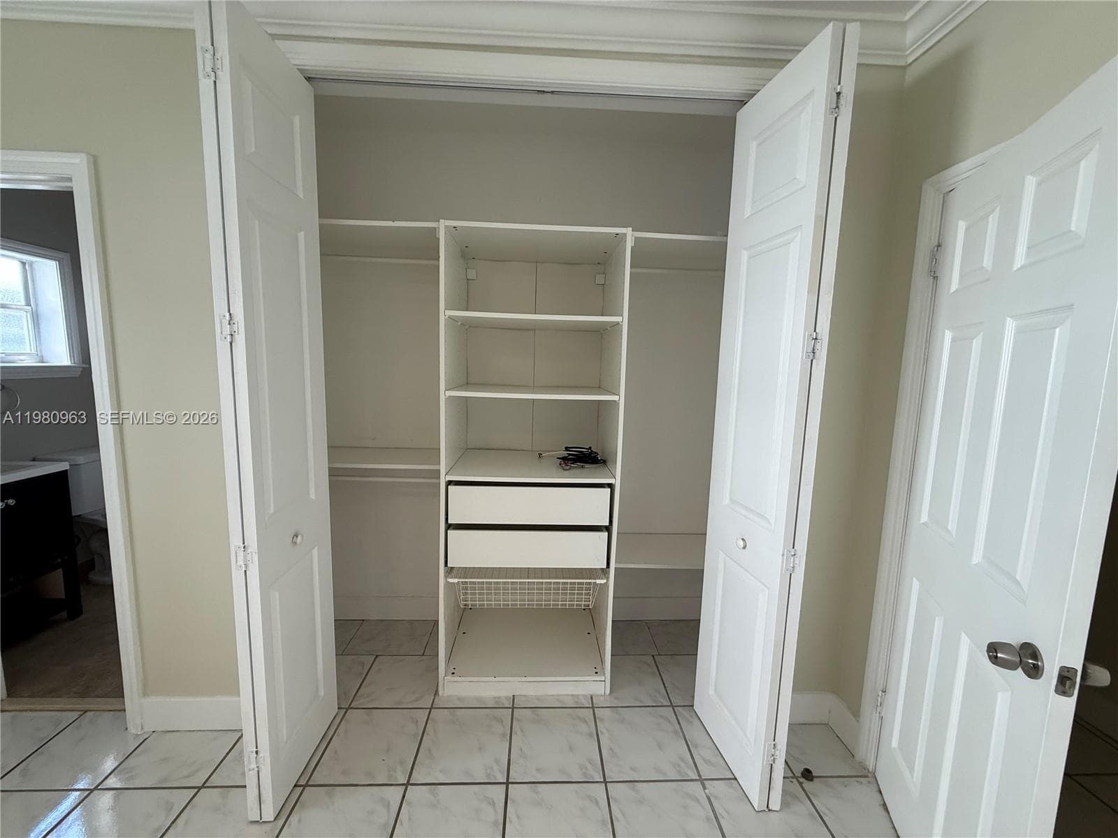 2200 Ocean Dr N103 photo 13