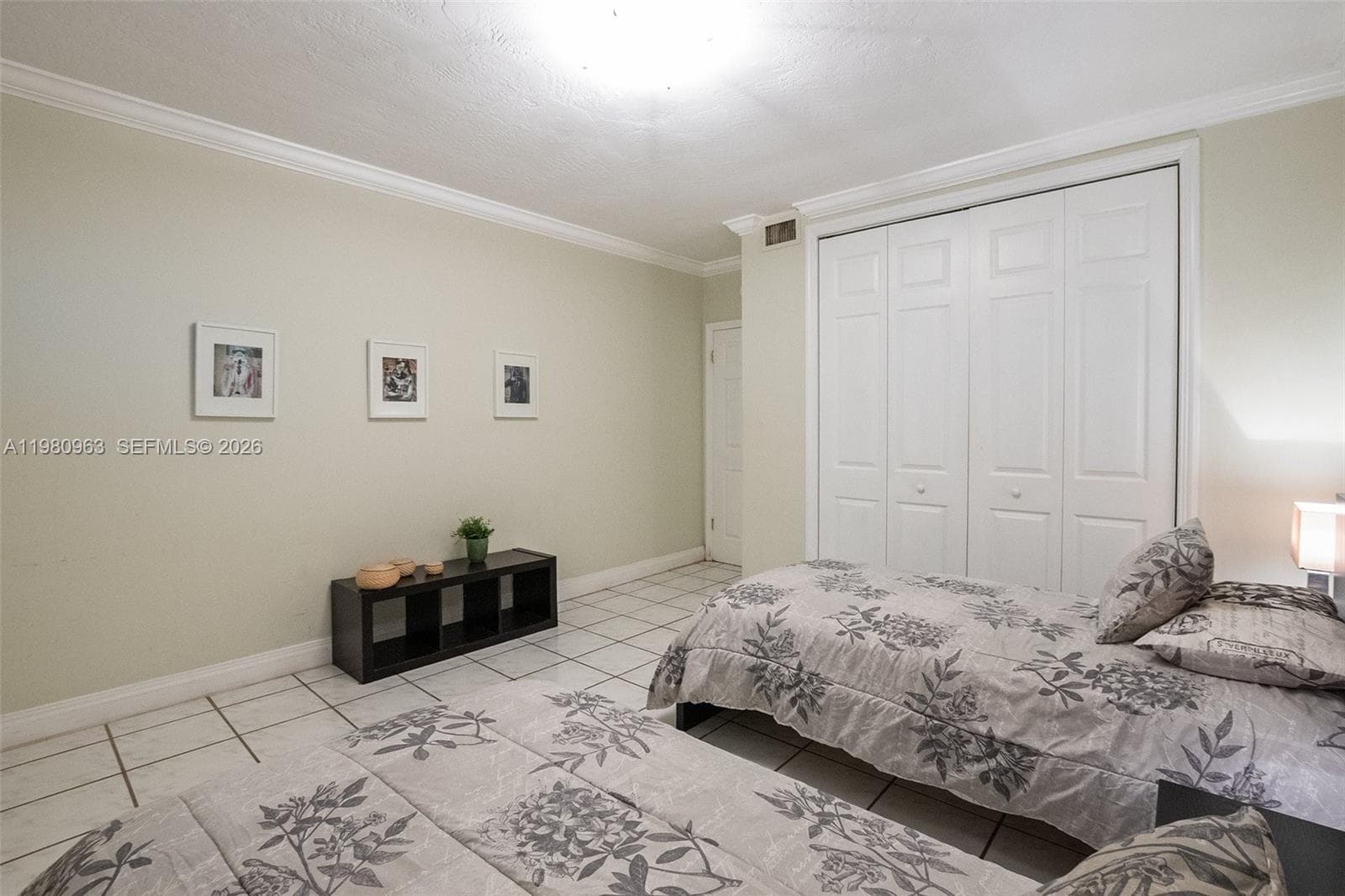 2200 Ocean Dr N103 photo 17