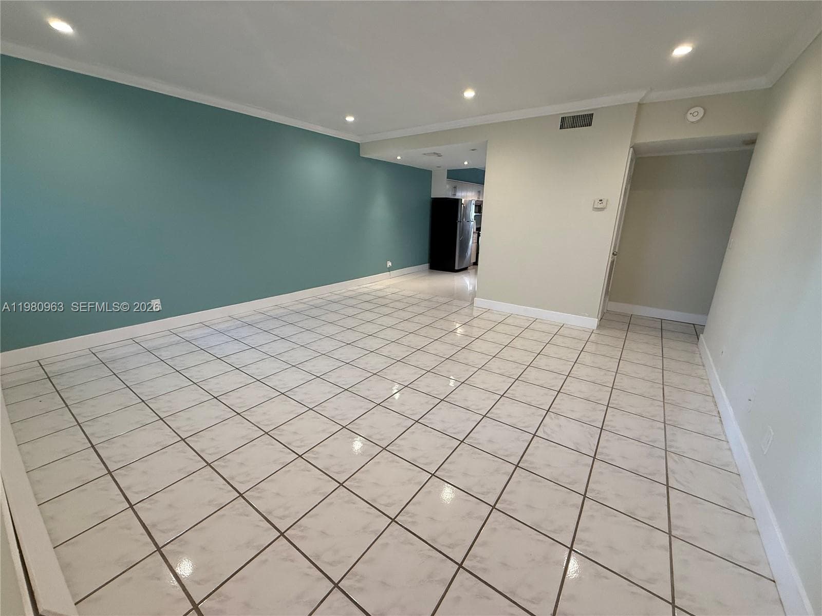 2200 Ocean Dr N103 photo 7