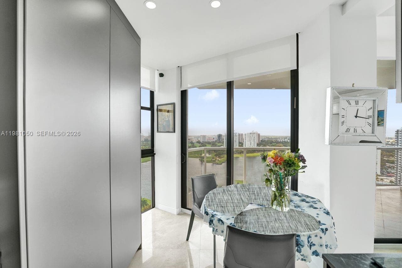 20281 Country Club Dr 2209 photo 19