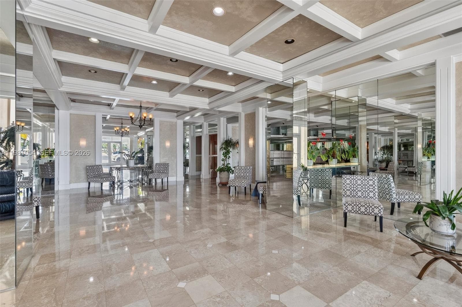 1410 S Ocean Dr 402 photo 2