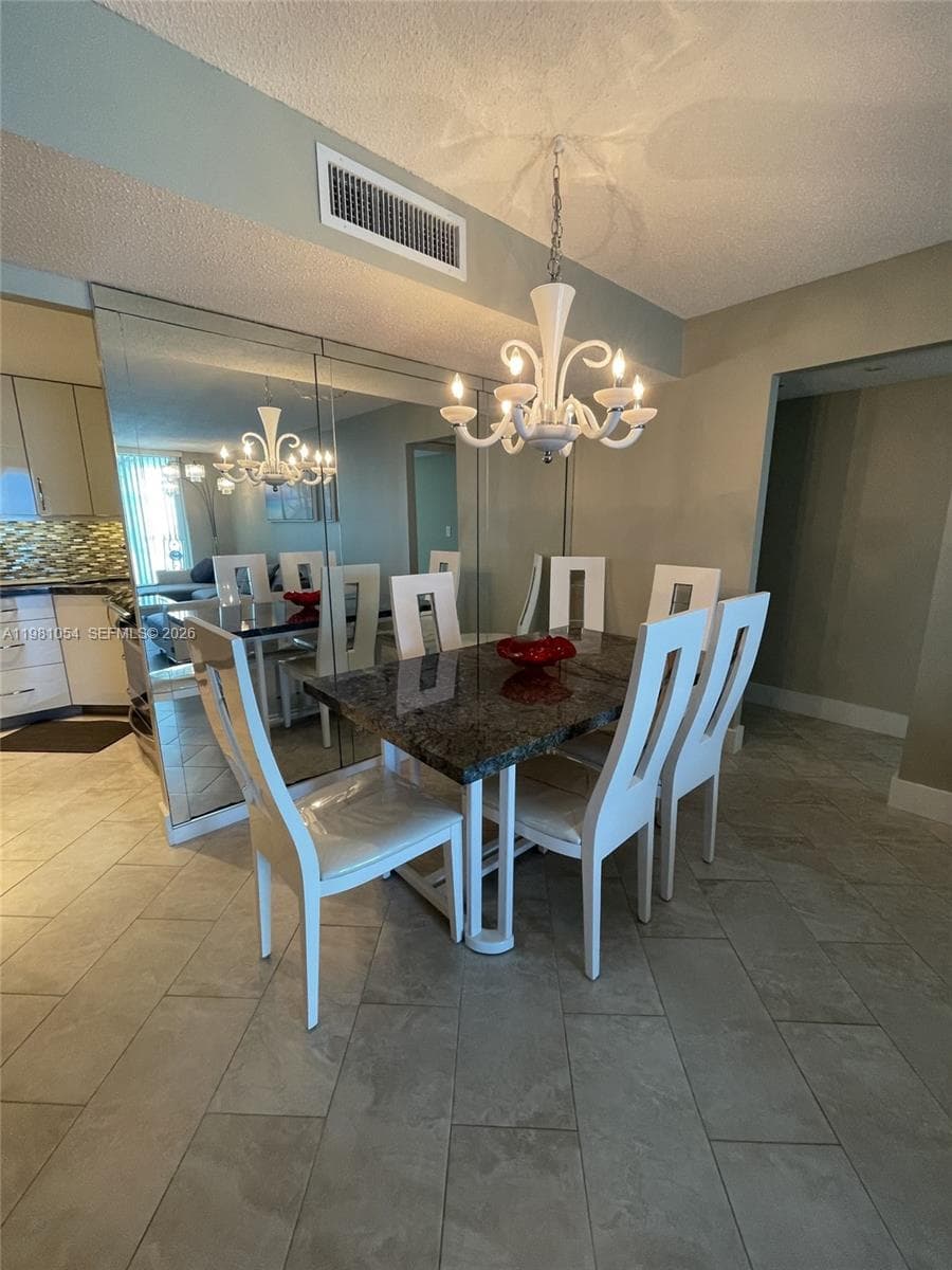 1410 S Ocean Dr 402 photo 8