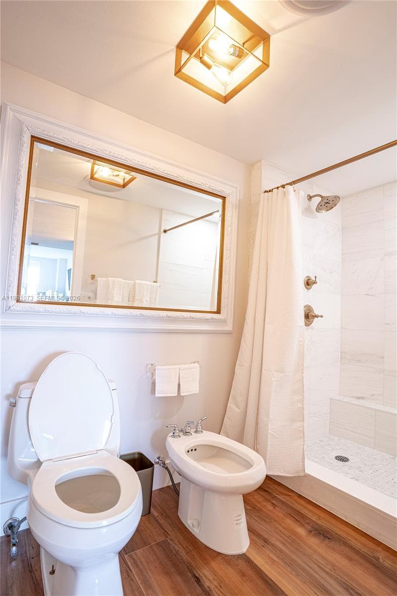 199 Ocean Lane Dr 1207 photo 22
