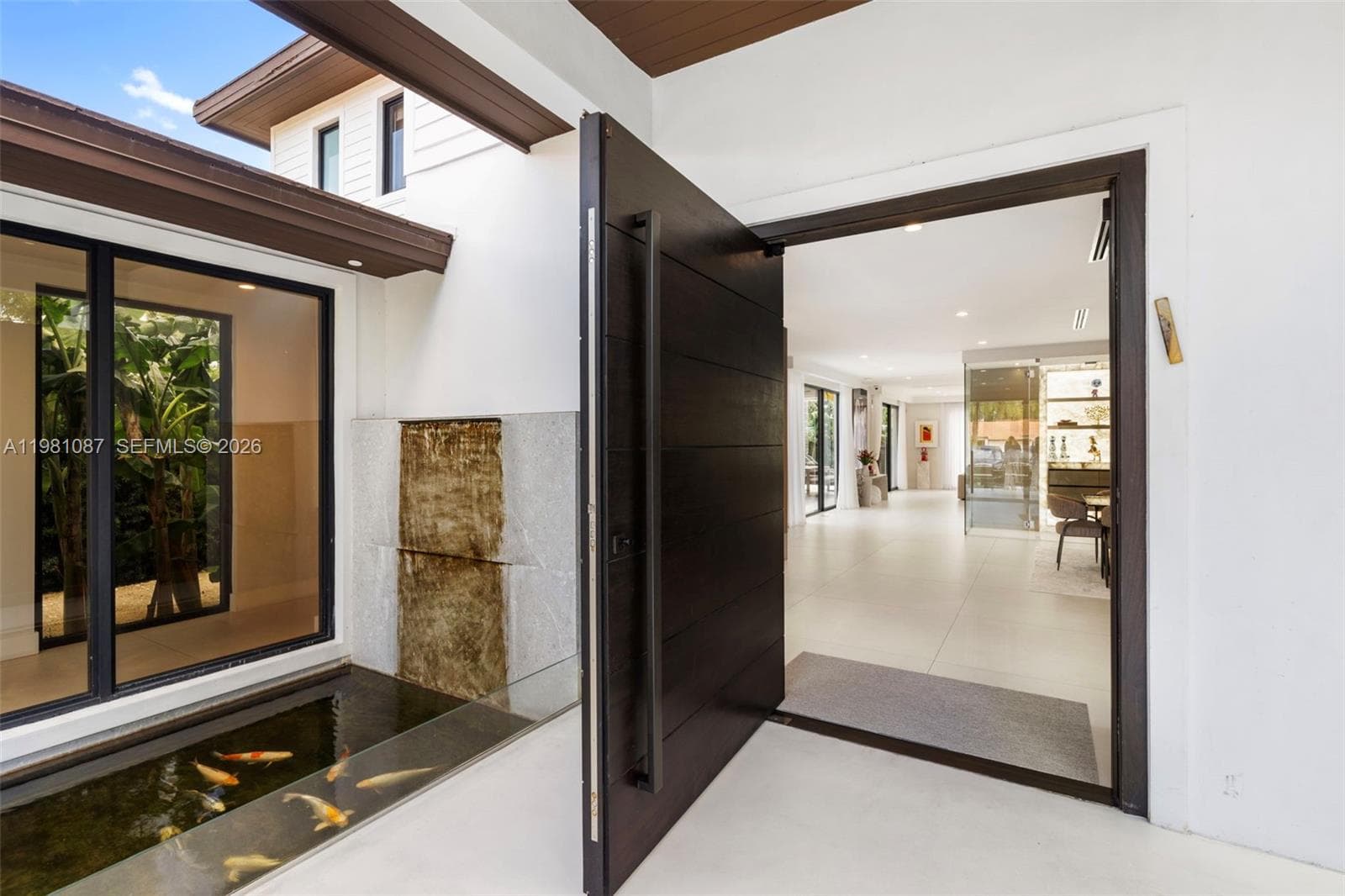 710 Shore Dr photo 5