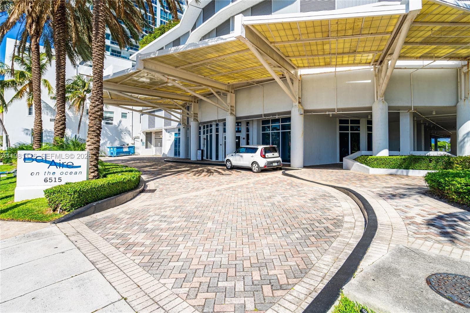 6515 Collins Ave 708 photo 4
