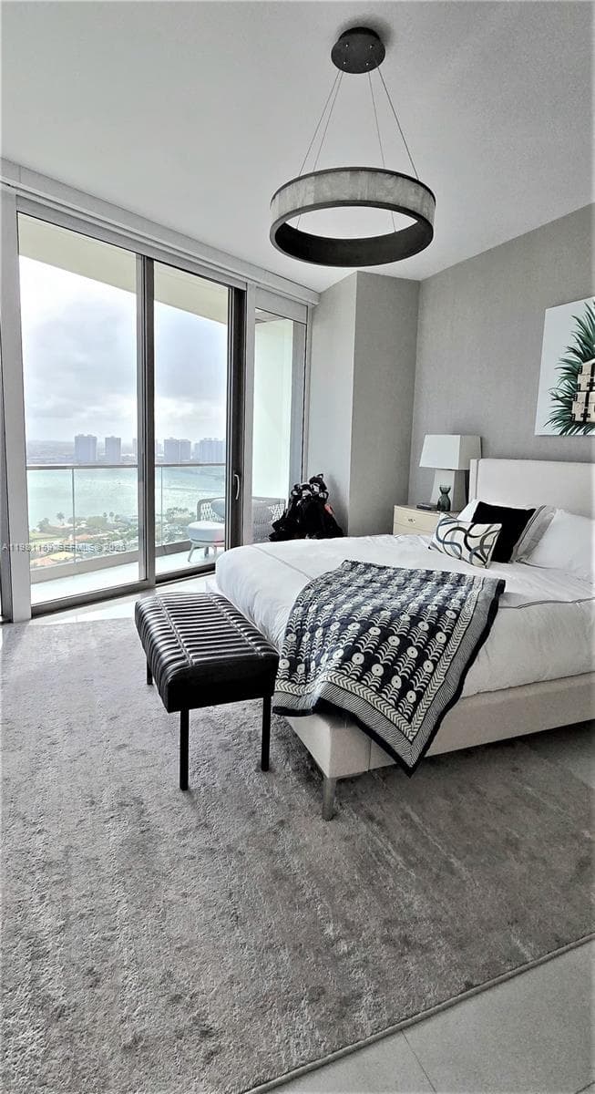 18975 Collins Ave 2504 photo 8
