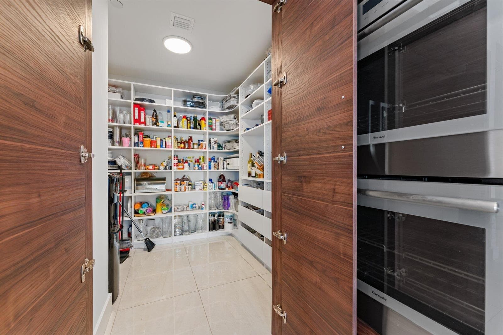 5000 N Ocean Drive 1003 photo 8
