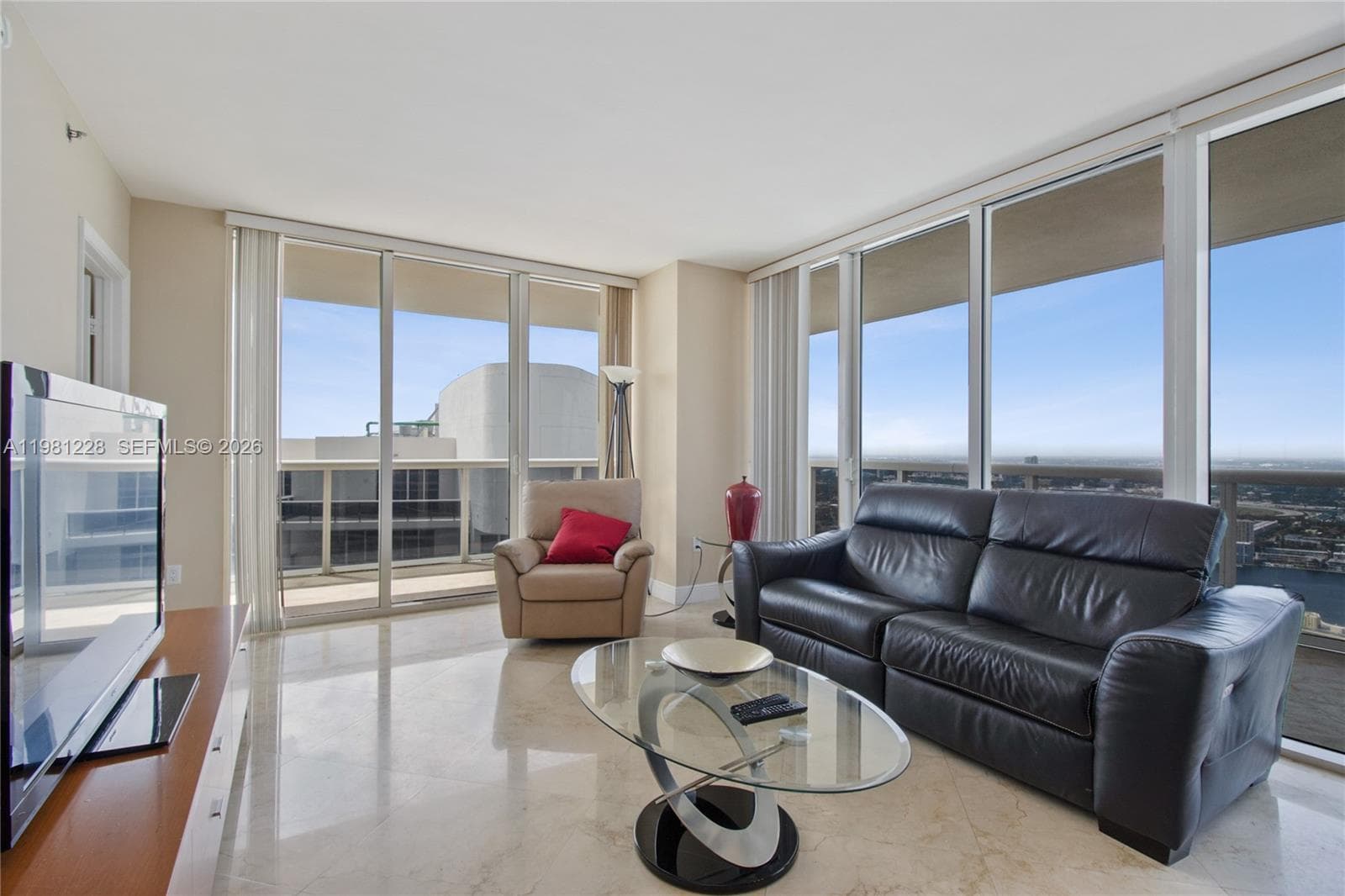 1830 S Ocean Dr 4606 photo 7