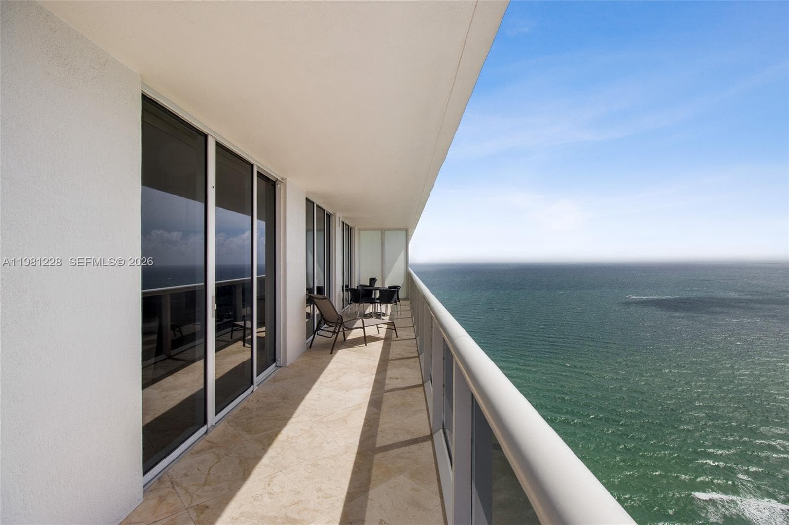 1830 S Ocean Dr 4606 photo 1