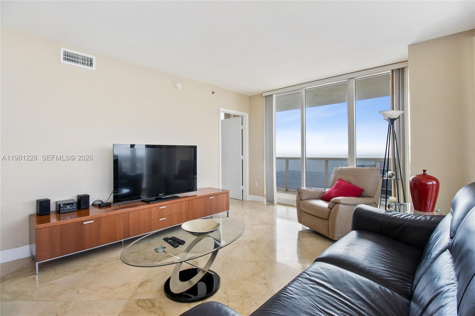 1830 S Ocean Dr 4606 photo 5