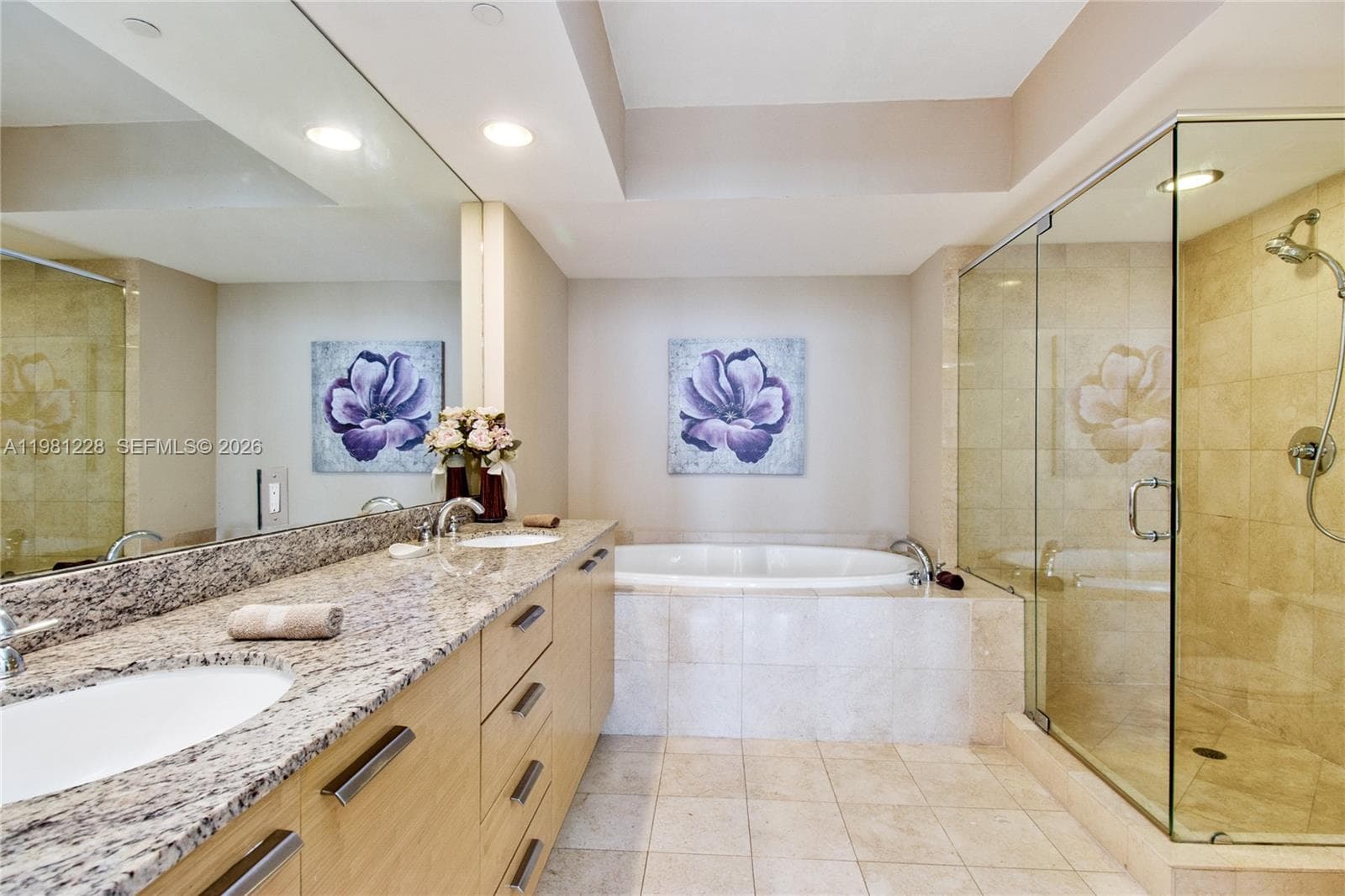 1830 Ocean Dr 4606 photo 10