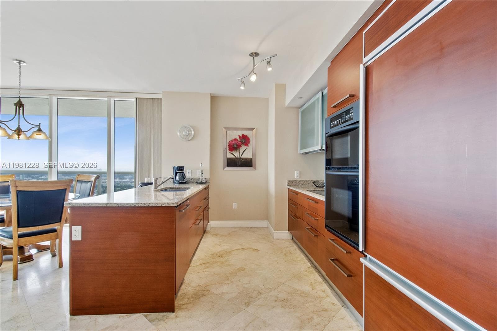 1830 S Ocean Dr 4606 photo 4