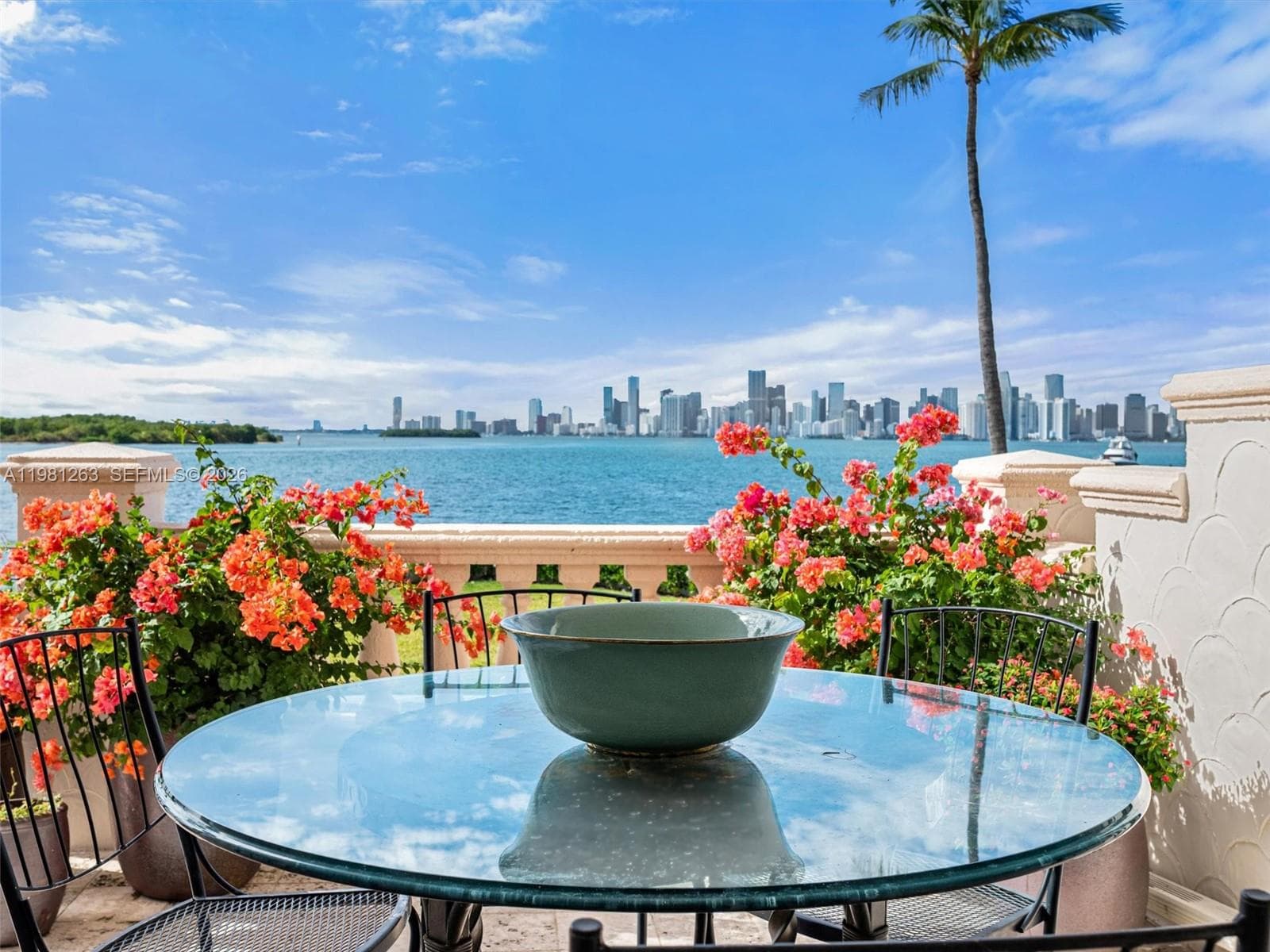 2416 Fisher Island Dr 5106 photo 2