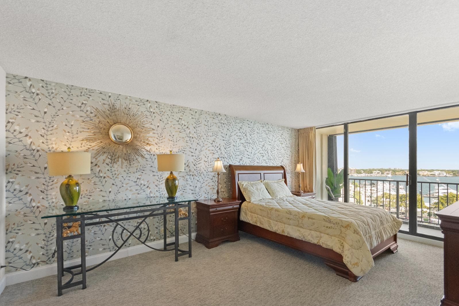 136 Lakeshore Drive 711 photo 16