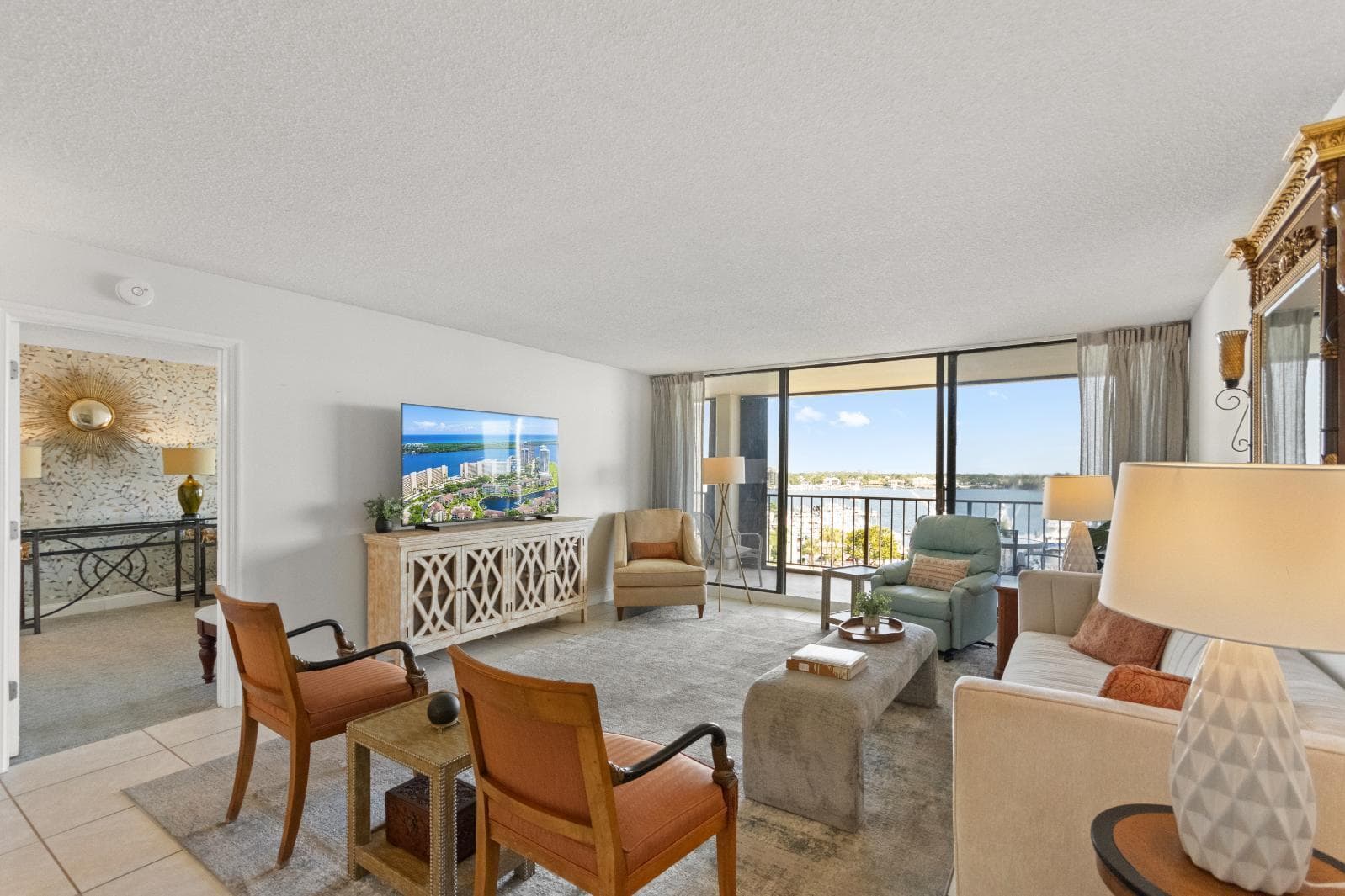 136 Lakeshore Drive 711 photo 15