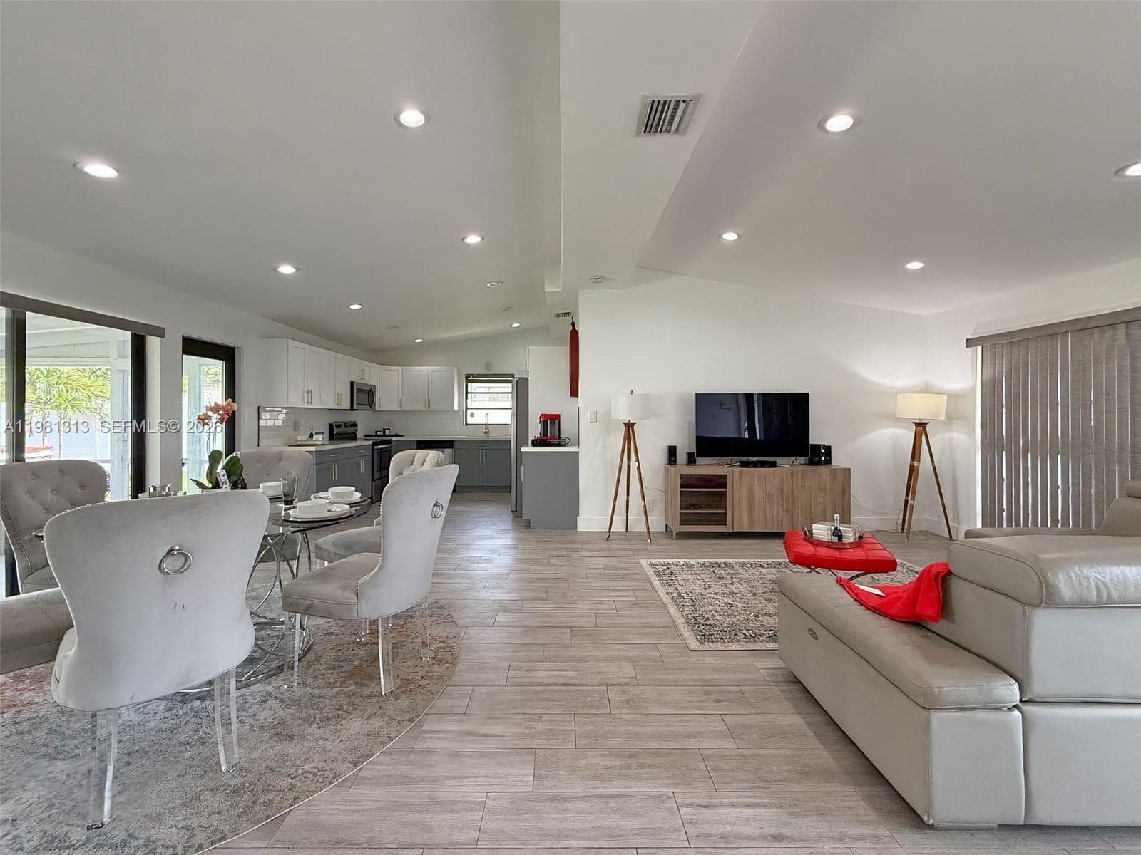 2525 Tortugas Ln photo 8
