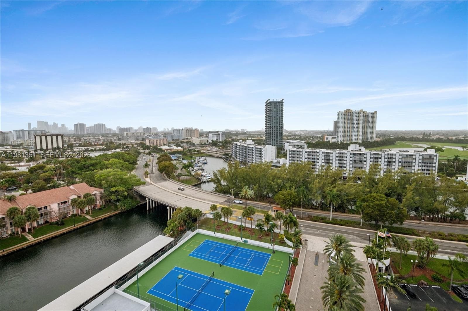300 Three Islands Blvd 516 photo 15