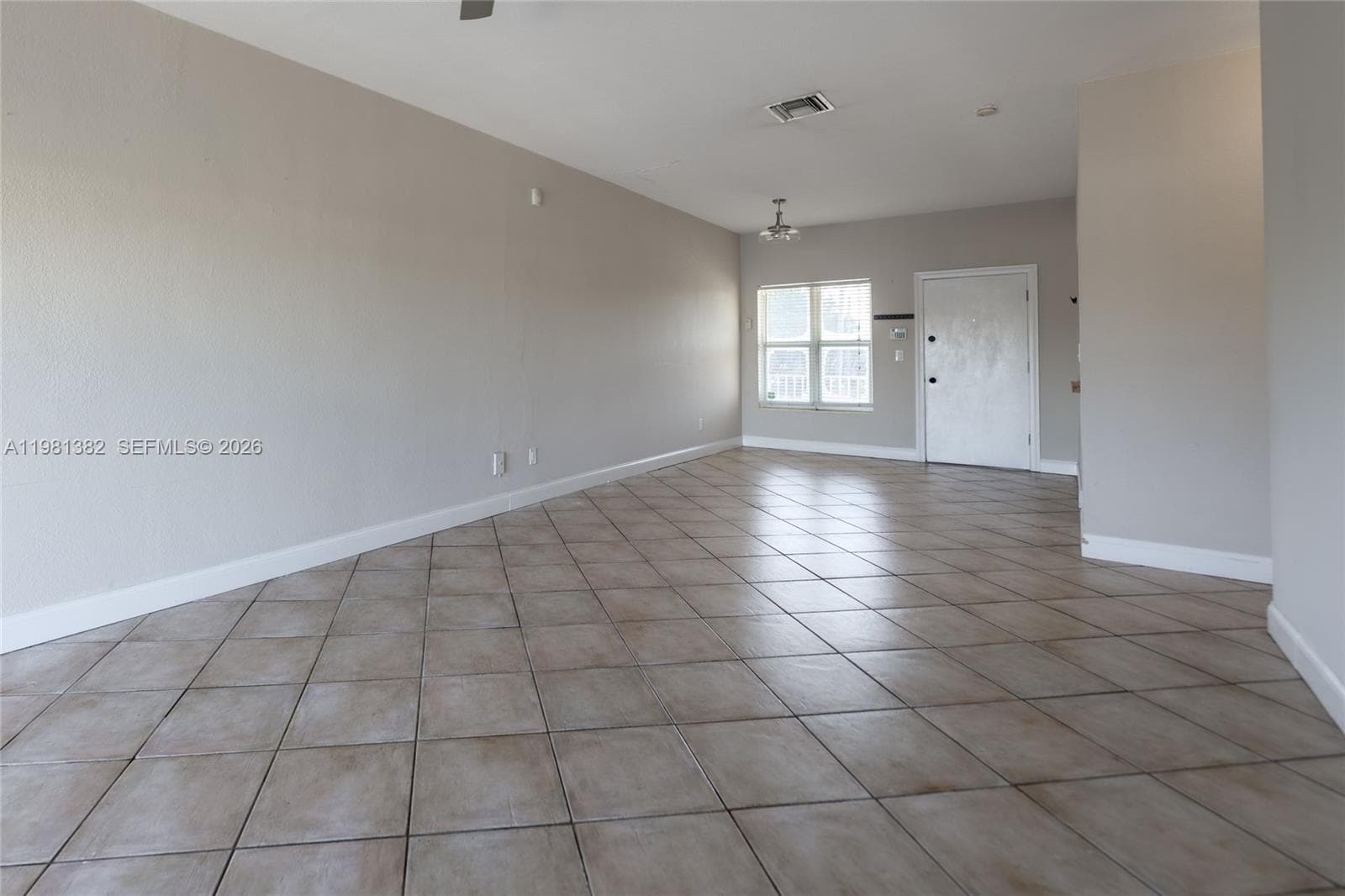2225 NE 123rd St 215 photo 6
