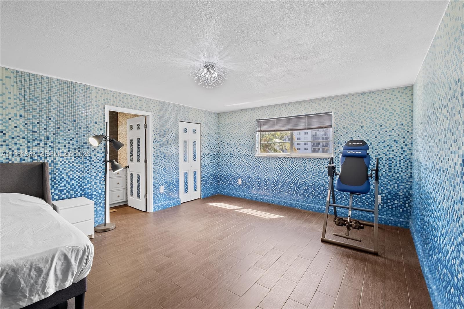 3665 NE 167th St 409 photo 17