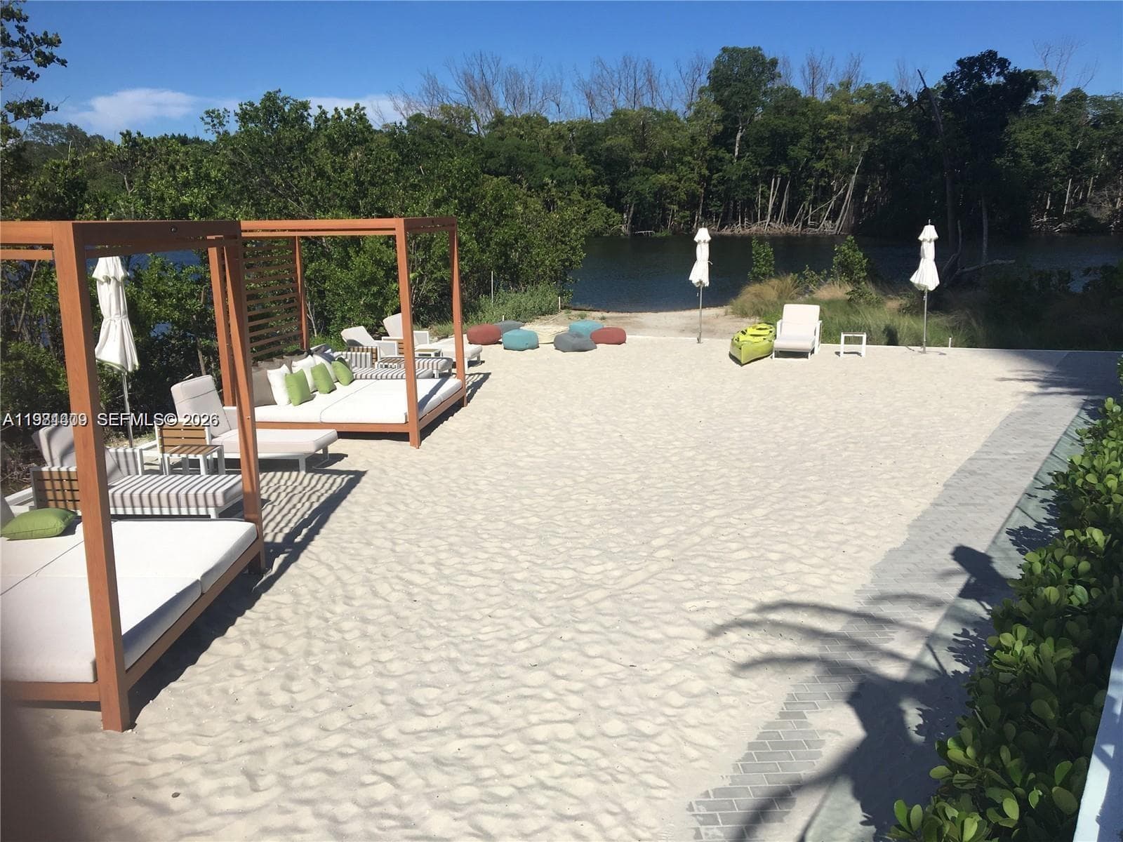 16385 Biscayne Blvd 1120 photo 15