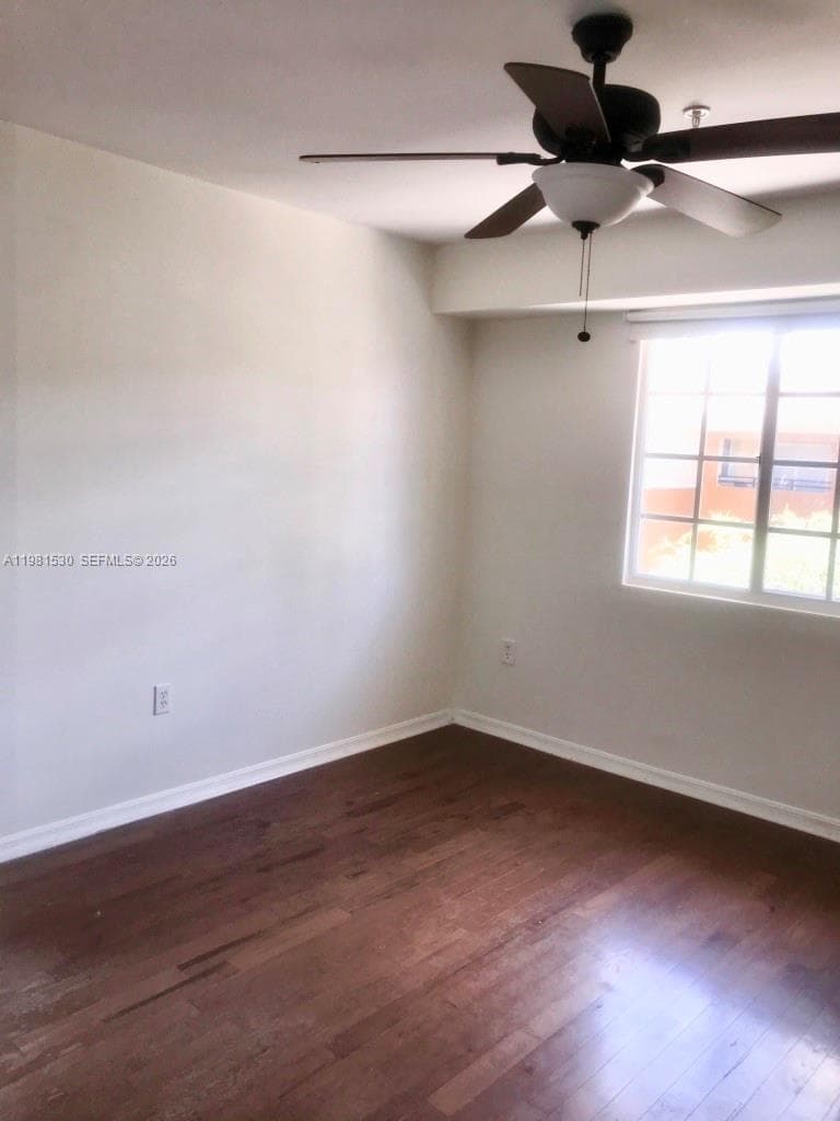 2991 185th St 1702 photo 6