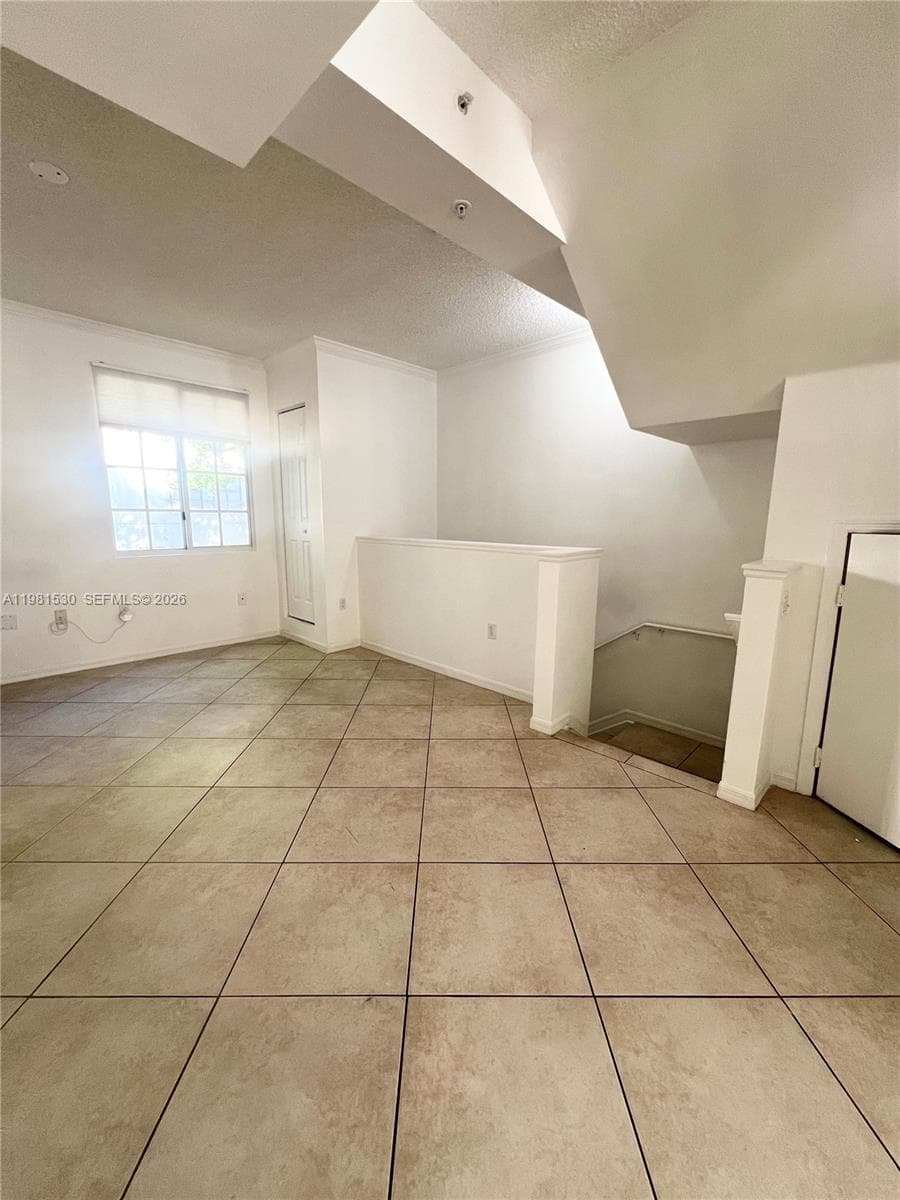 2991 185th St 1702 photo 20