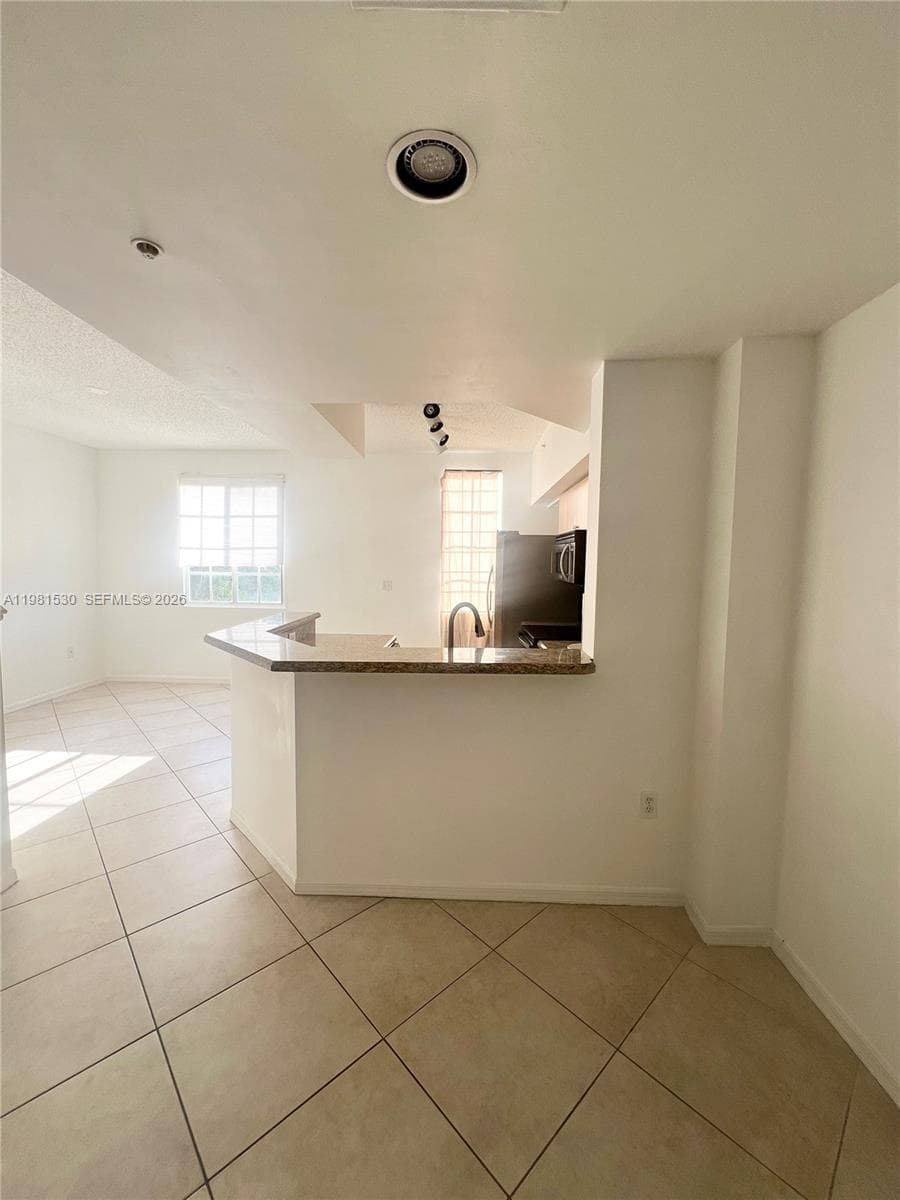 2991 185th St 1702 photo 24