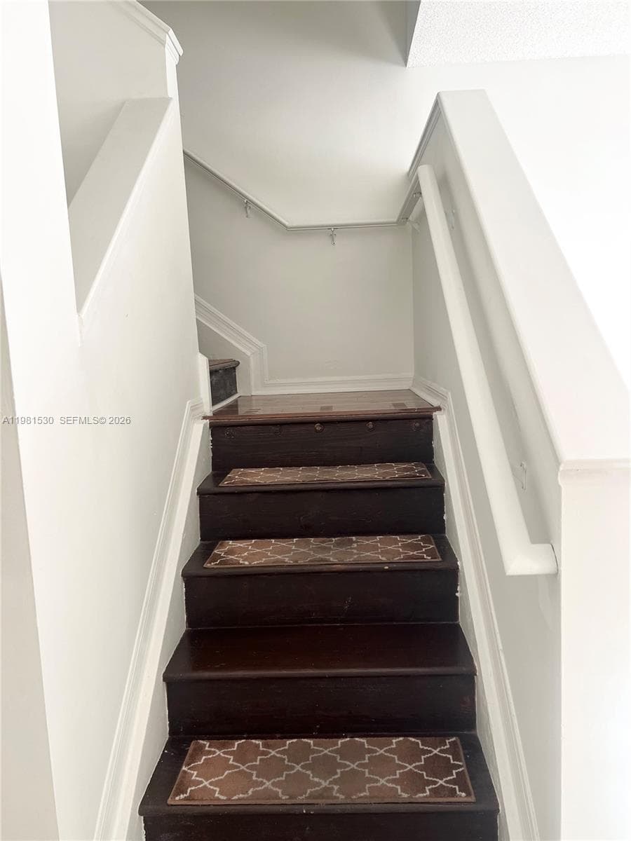 2991 185th St 1702 photo 25